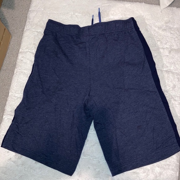 Boys size 18 . XXL blue shorts - Picture 6 of 8